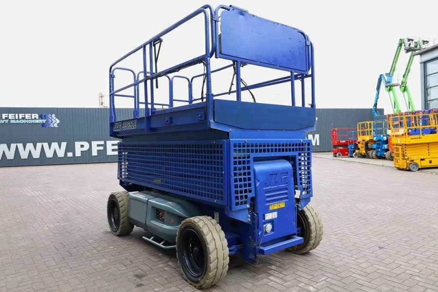 Scissor lift JLG 3369LE Electric, 12m Working Height, 450kg Capacit: picture 7