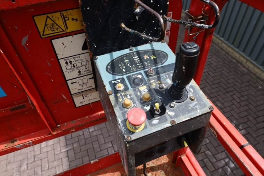 JLG 4069LE Electric, 14.2m Working Height, 360kg Capac - Scissor lift: picture 5 JLG 4069LE Electric, 14.2m Working Height, 360kg Capac - Scissor lift: picture 5