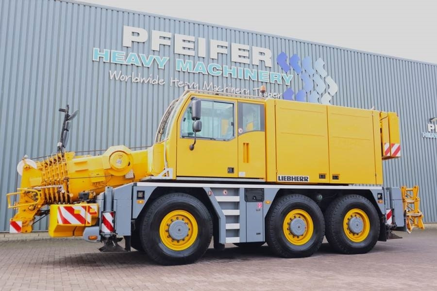 Liebherr LTC1055-3.1 6x6x6 Drive, 55t Capacity, 36m Main Bo - All terrain crane: picture 1 Liebherr LTC1055-3.1 6x6x6 Drive, 55t Capacity, 36m Main Bo - All terrain crane: picture 1