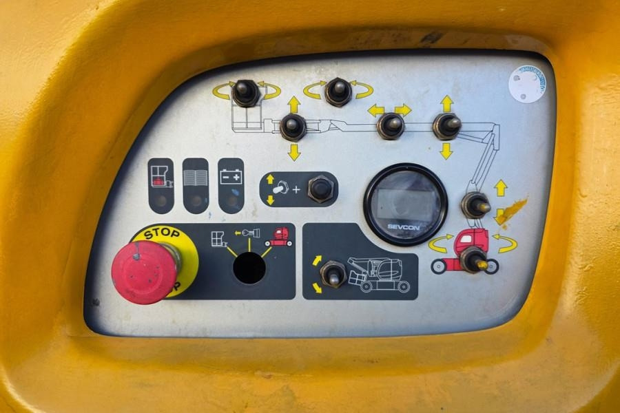 Manitou 150AETJ Compact As-Is, Electric, 15m Working Heigh - Articulated boom: picture 3 Manitou 150AETJ Compact As-Is, Electric, 15m Working Heigh - Articulated boom: picture 3