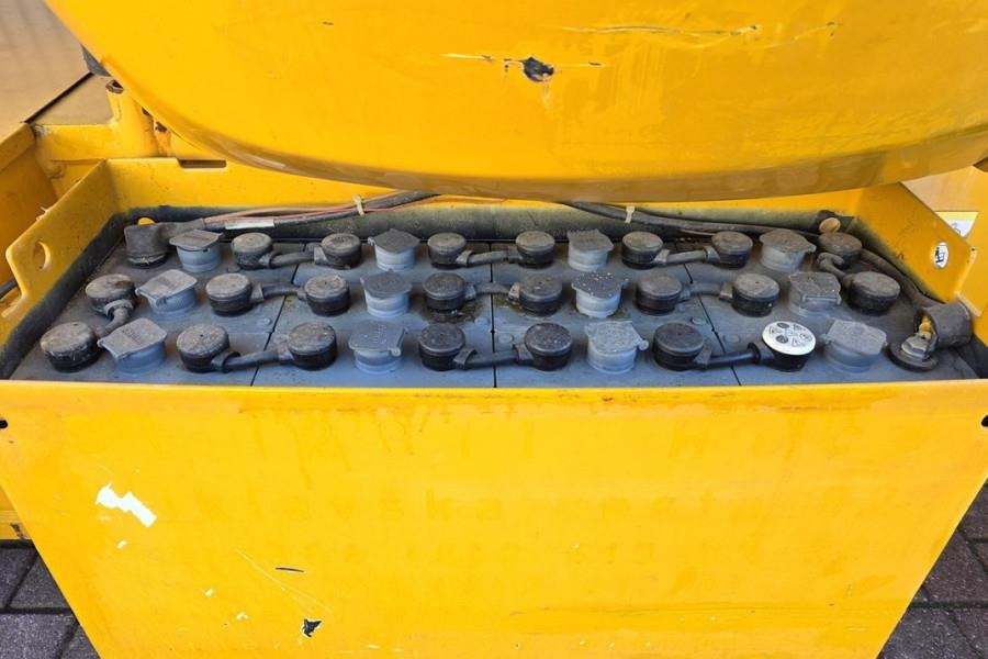 Manitou 150AETJ Compact As-Is, Electric, 15m Working Heigh - Articulated boom: picture 5 Manitou 150AETJ Compact As-Is, Electric, 15m Working Heigh - Articulated boom: picture 5