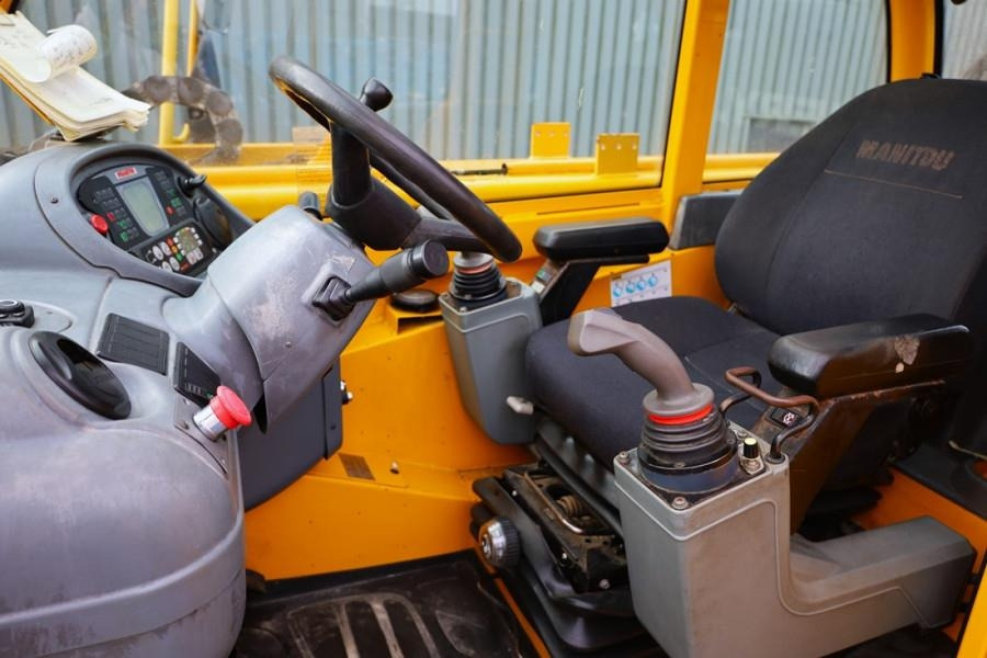 Manitou MRT2150 Privilege Diesel, 4x4x4 Drive, 5t Cap. 20. - Telescopic handler: picture 4 Manitou MRT2150 Privilege Diesel, 4x4x4 Drive, 5t Cap. 20. - Telescopic handler: picture 4