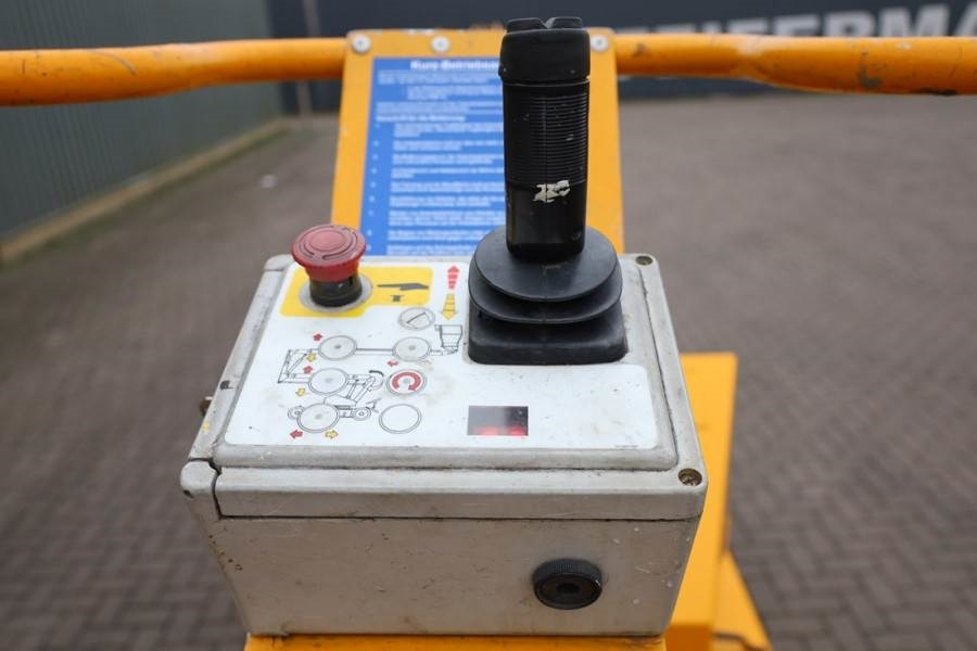 Snorkel A38E Electric, 13.5m Working Height, 6.1m Reach, 2 - Articulated boom: picture 4 Snorkel A38E Electric, 13.5m Working Height, 6.1m Reach, 2 - Articulated boom: picture 4