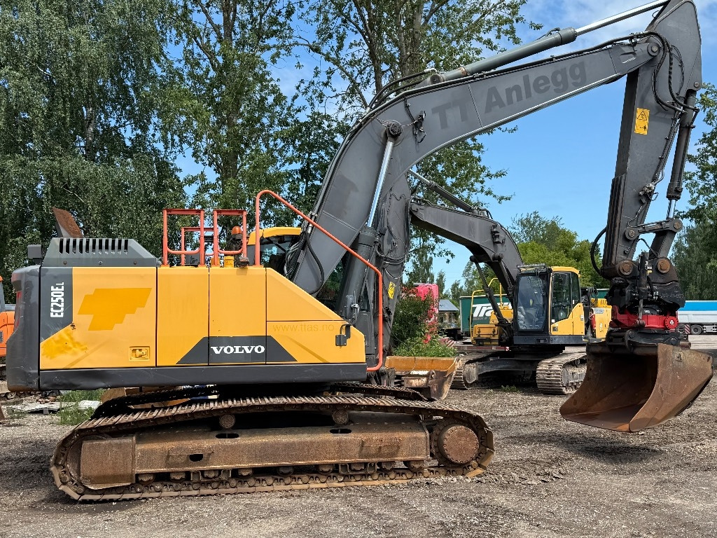 Volvo EC 250 E - Crawler excavator: picture 1 Volvo EC 250 E - Crawler excavator: picture 1
