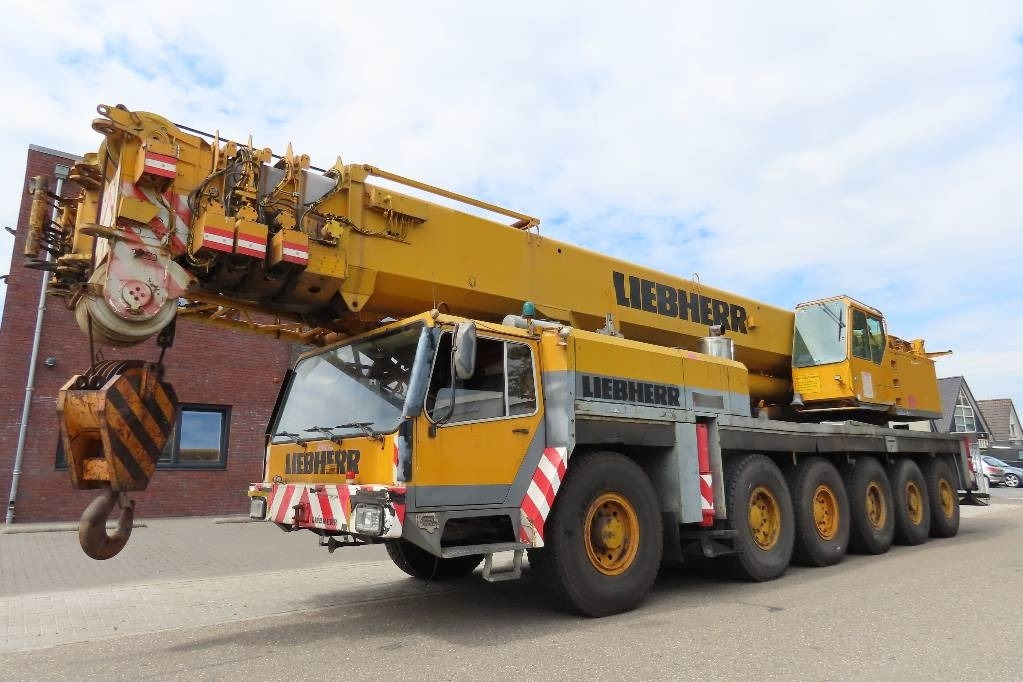 Liebherr LTM 1160/1 - All terrain crane: picture 1 Liebherr LTM 1160/1 - All terrain crane: picture 1