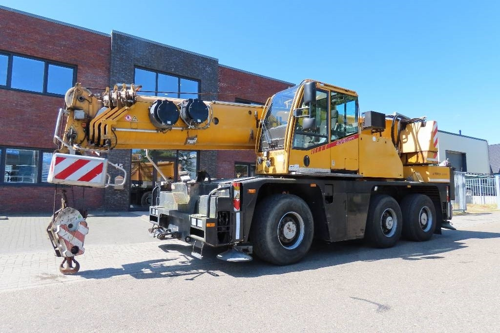 Terex Demag AC 40 City - All terrain crane: picture 1 Terex Demag AC 40 City - All terrain crane: picture 1