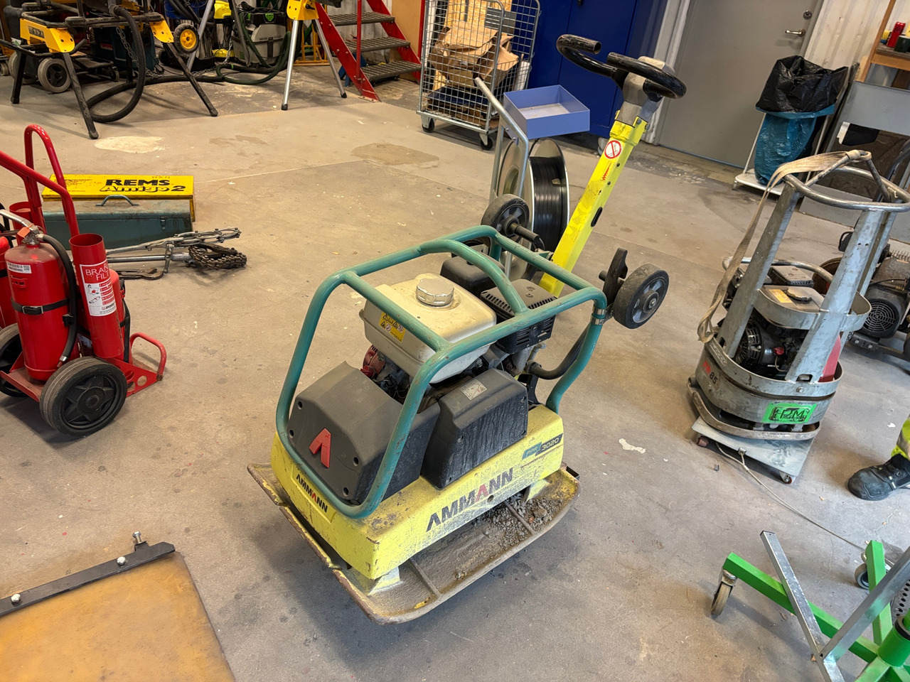 Ammann APR 3020 - Vibratory plate: picture 1 Ammann APR 3020 - Vibratory plate: picture 1