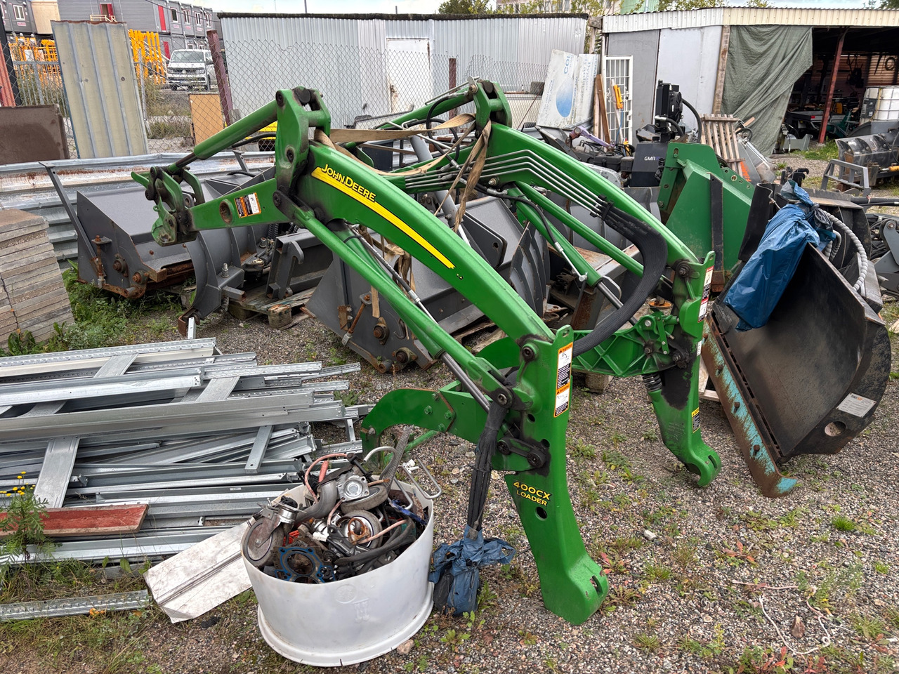 John Deere 400CX - Attachment for Agricultural machinery: picture 1 John Deere 400CX - Attachment for Agricultural machinery: picture 1