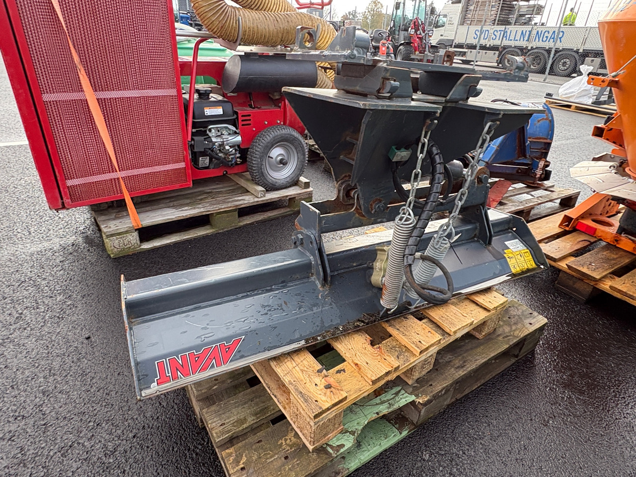 Avant A21093 - Snow plough: picture 1 Avant A21093 - Snow plough: picture 1