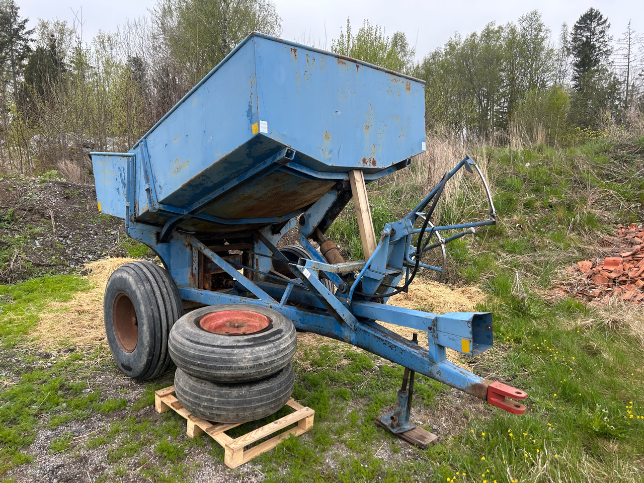 Bogballe B2000 - Fertilizer spreader: picture 1 Bogballe B2000 - Fertilizer spreader: picture 1