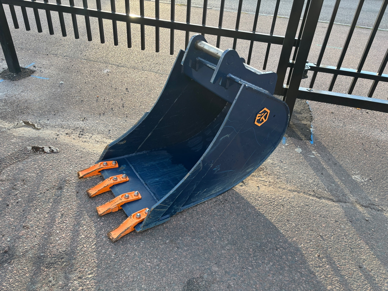 FK MACHINERY - Bucket: picture 1 FK MACHINERY - Bucket: picture 1