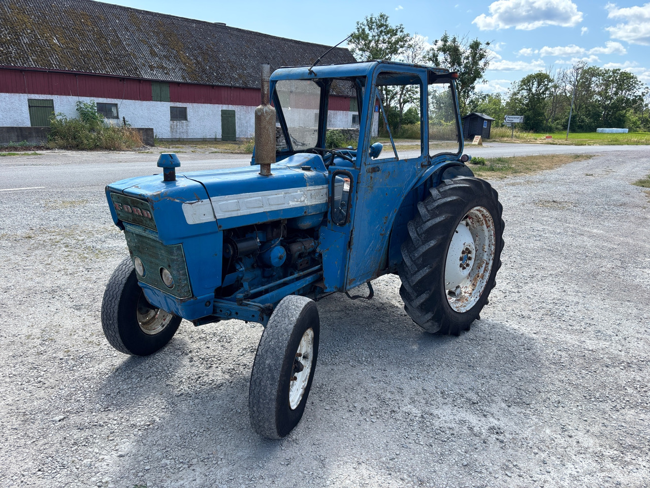 Ford 3000 - Farm tractor: picture 1 Ford 3000 - Farm tractor: picture 1