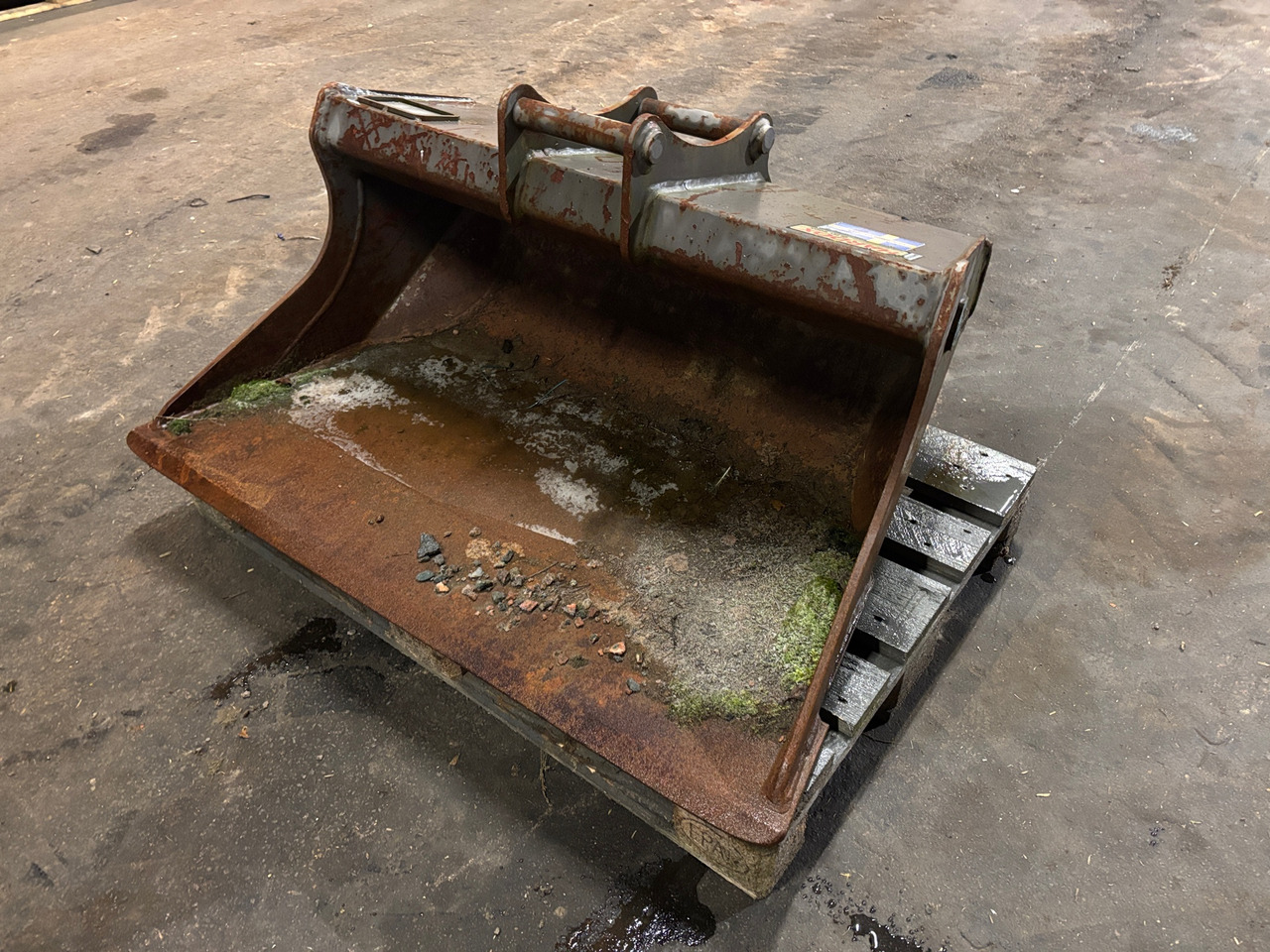 Götene Ufo RT 1200 - Bucket: picture 1 Götene Ufo RT 1200 - Bucket: picture 1