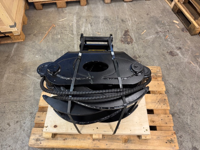 Henima 04 - Construction equipment: picture 1 Henima 04 - Construction equipment: picture 1