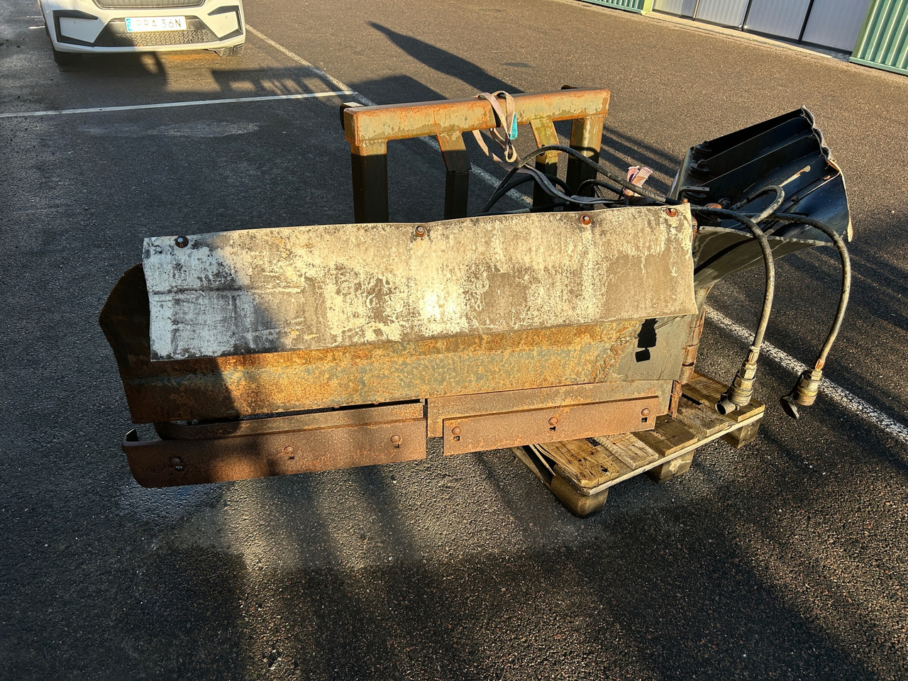 Holms KHV 320 - Snow plough: picture 1 Holms KHV 320 - Snow plough: picture 1