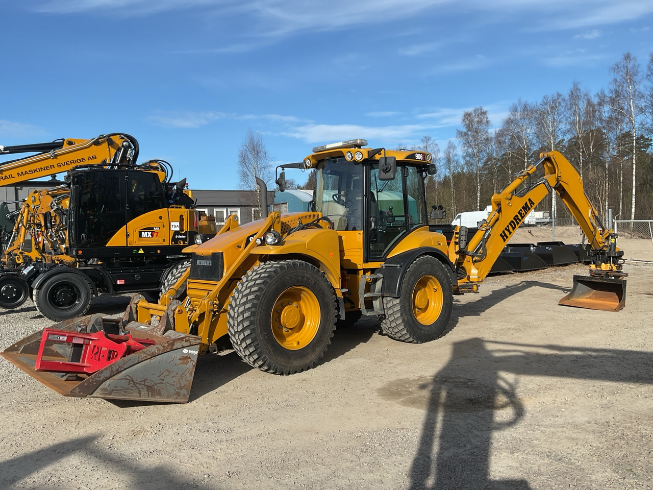 Hydrema 906F - Backhoe loader: picture 1 Hydrema 906F - Backhoe loader: picture 1