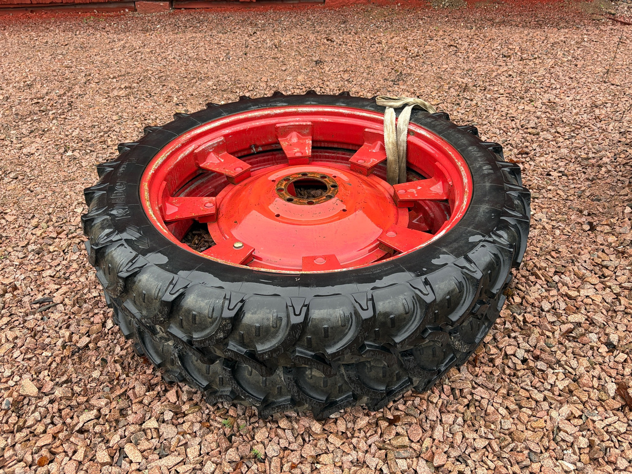 Kleber Super 3 radial - Tire for Agricultural machinery: picture 1 Kleber Super 3 radial - Tire for Agricultural machinery: picture 1