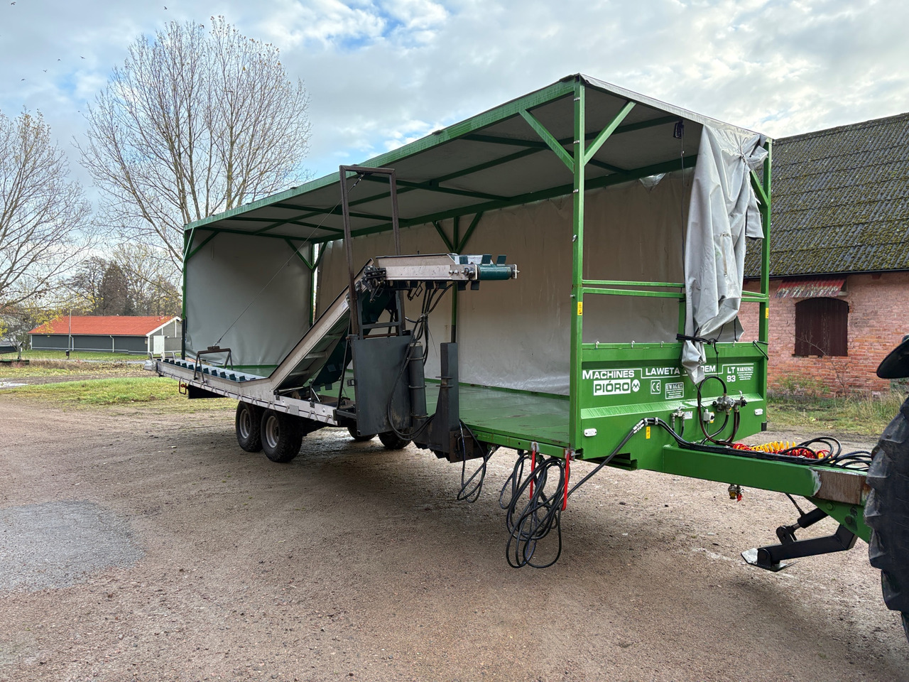 Lawetandem LT93 - Farm trailer: picture 1 Lawetandem LT93 - Farm trailer: picture 1