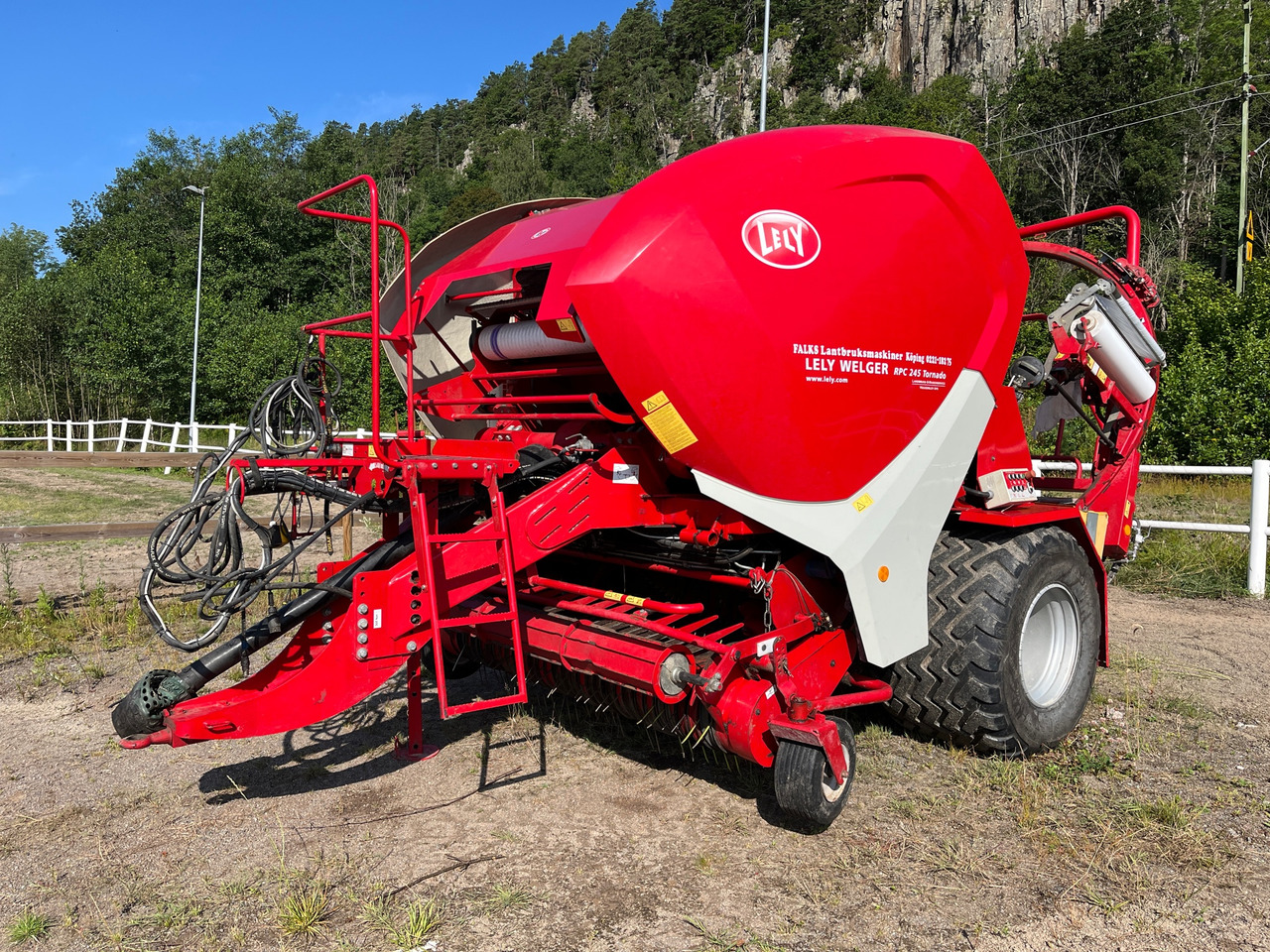 Lely Welger RPC 245 Tornado - Round baler: picture 1 Lely Welger RPC 245 Tornado - Round baler: picture 1