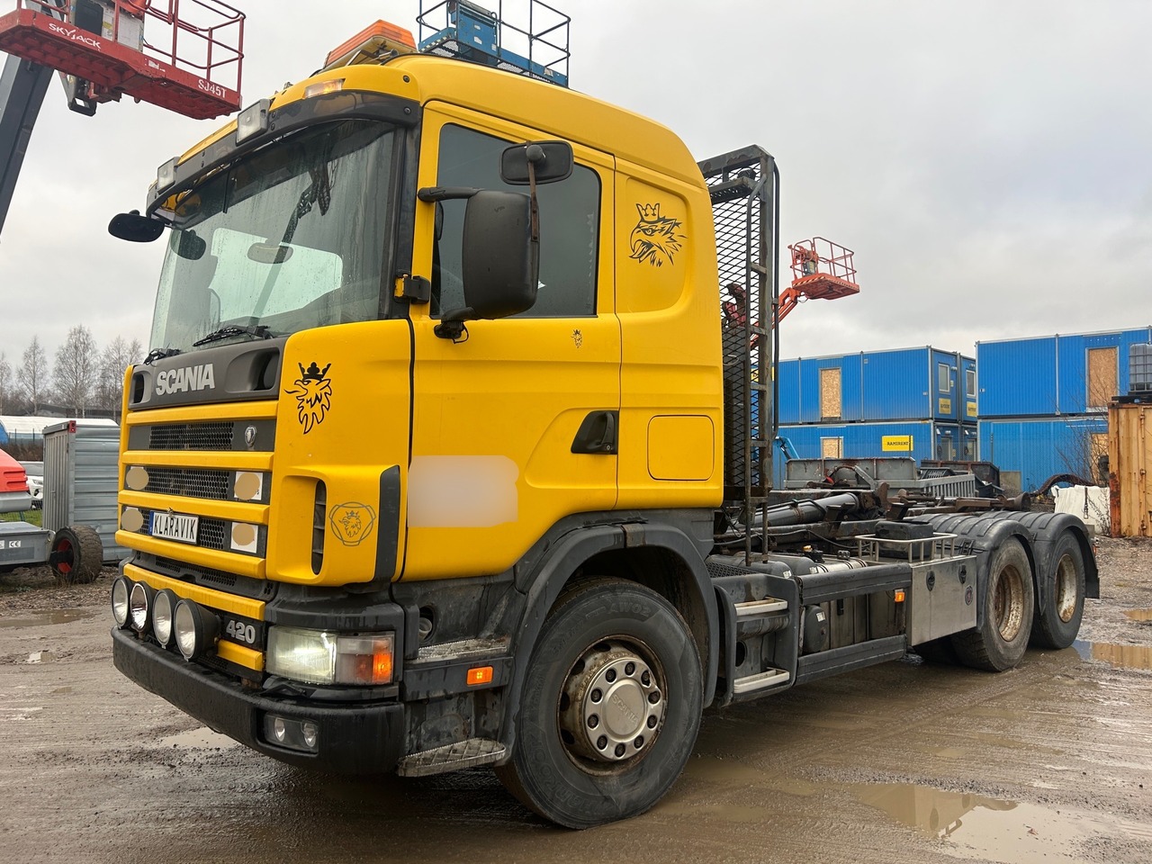 Scania R124GB6X2 - Hook lift truck: picture 1 Scania R124GB6X2 - Hook lift truck: picture 1