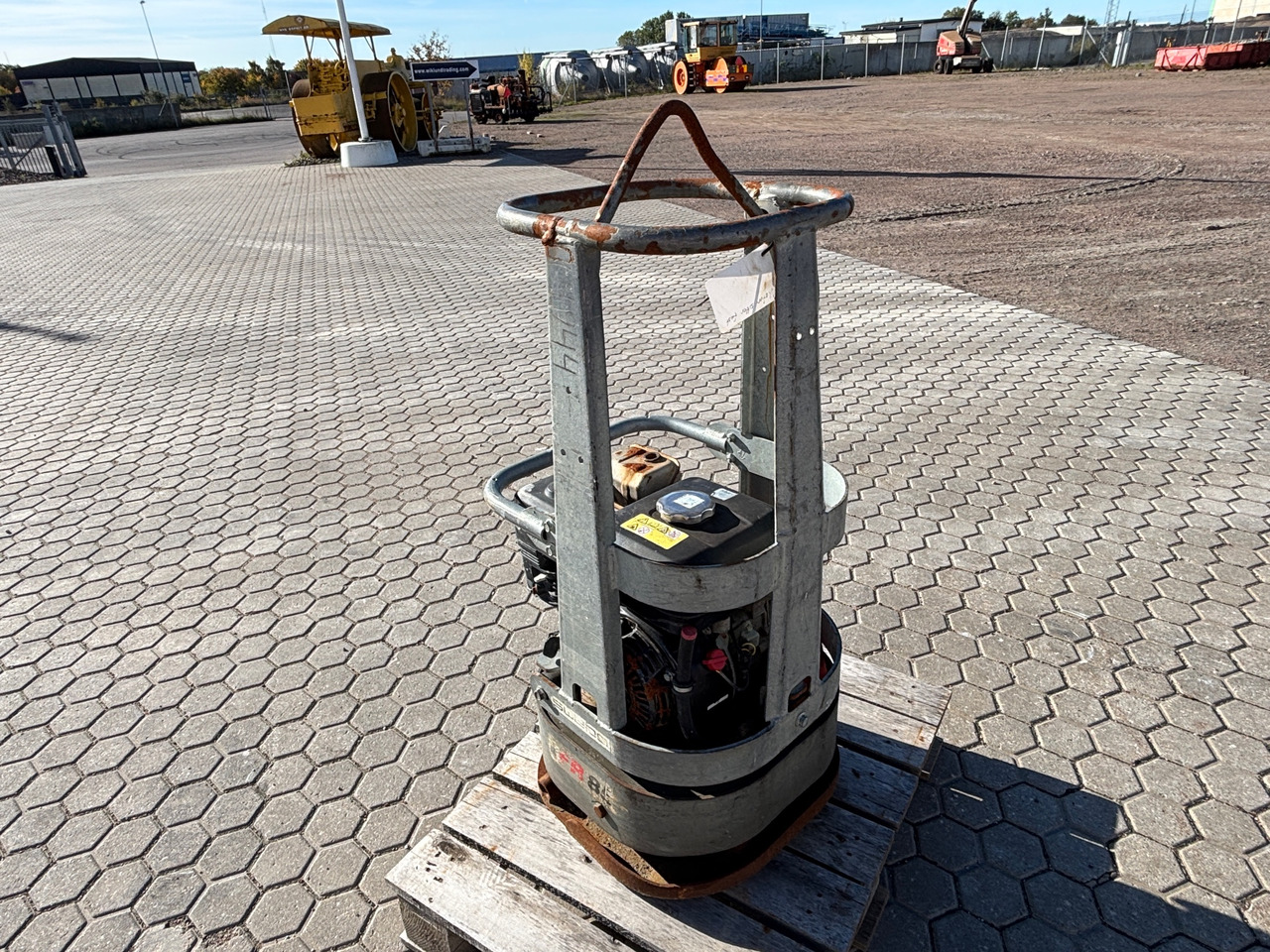 Swepac FR85 - Vibratory plate: picture 1 Swepac FR85 - Vibratory plate: picture 1