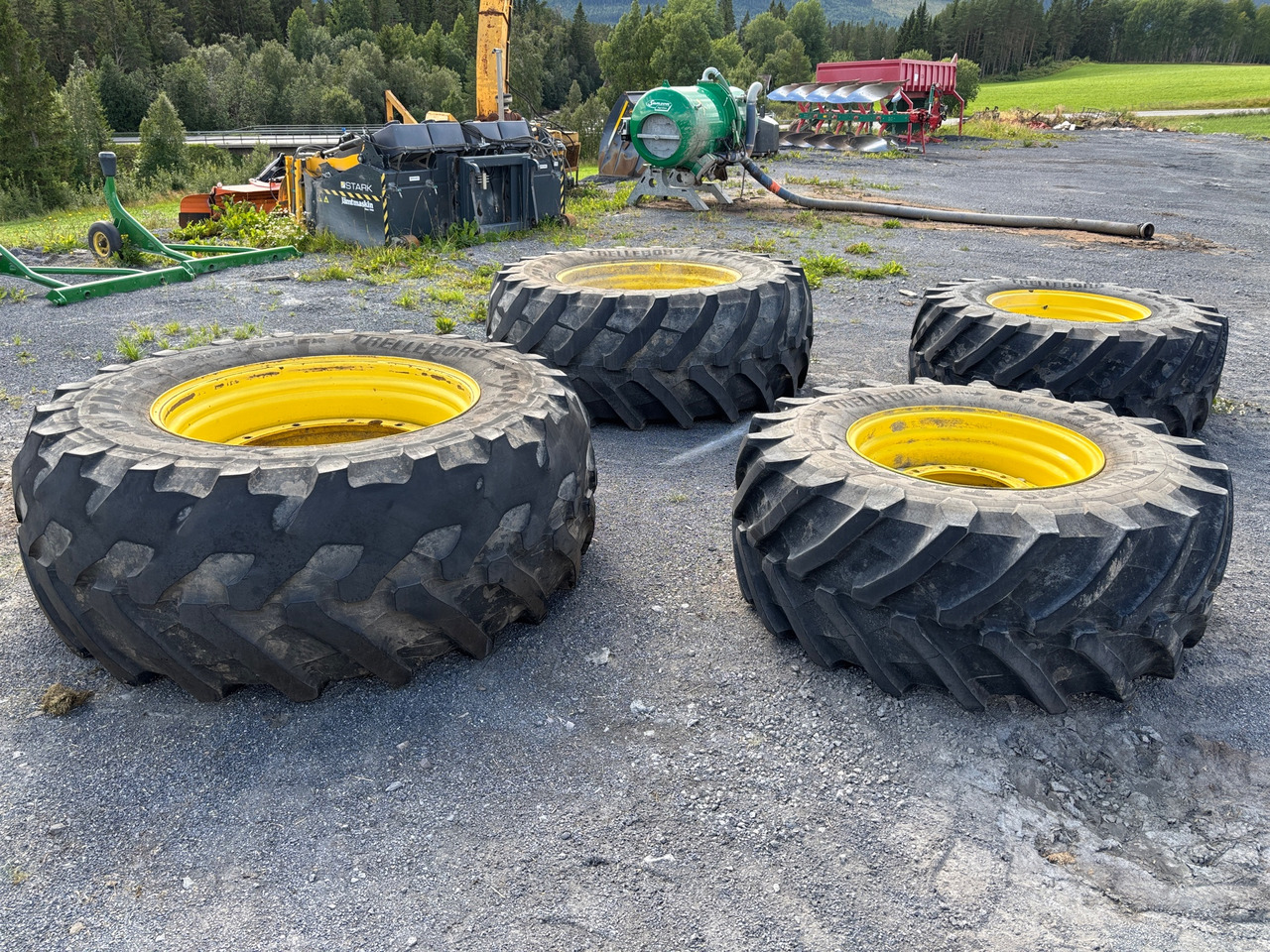 Trelleborg TM900 - Tire for Agricultural machinery: picture 1 Trelleborg TM900 - Tire for Agricultural machinery: picture 1
