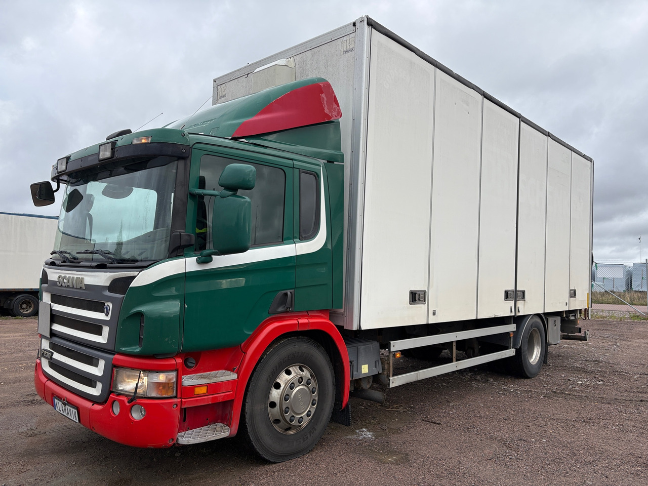 Scania P 230 - Truck: picture 1 Scania P 230 - Truck: picture 1