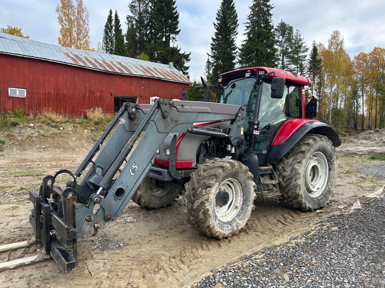 Valtra C130 - Farm tractor: picture 1 Valtra C130 - Farm tractor: picture 1