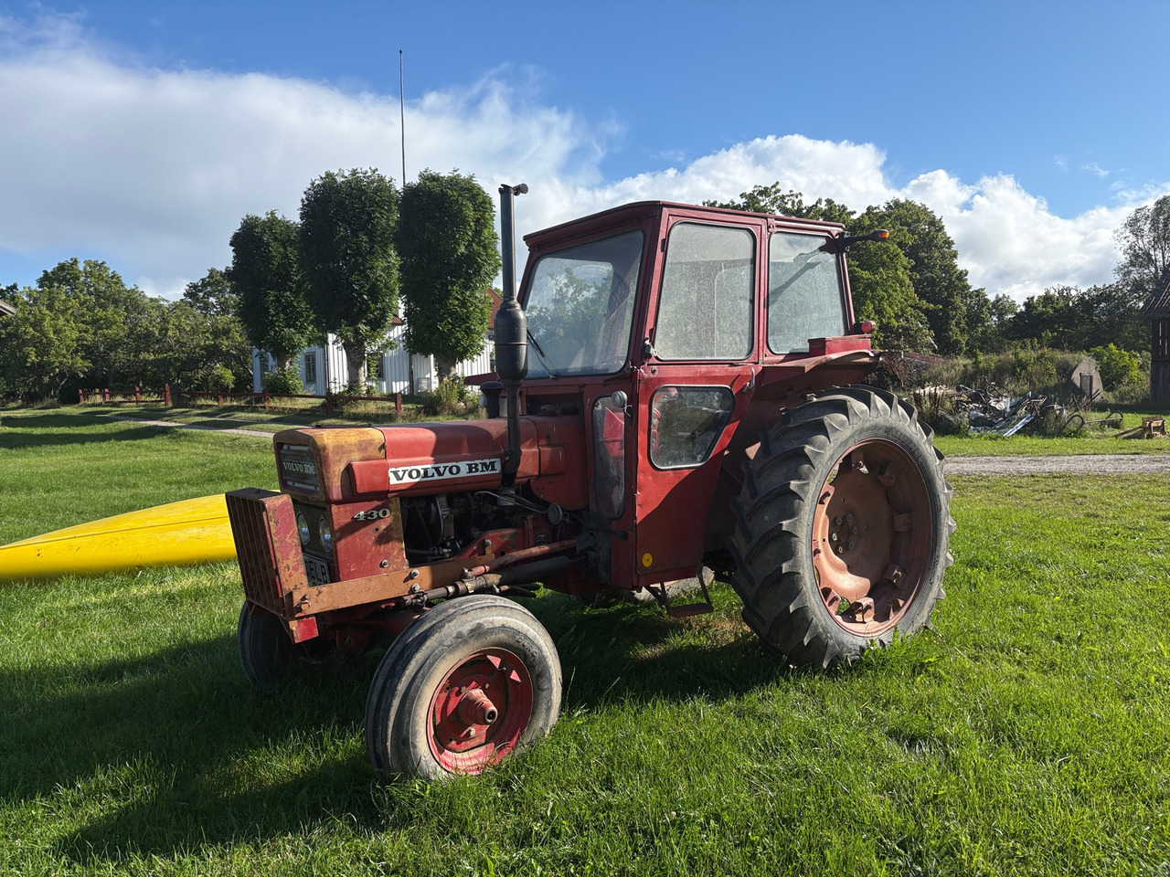 Volvo BM T 430 - Farm tractor: picture 1 Volvo BM T 430 - Farm tractor: picture 1
