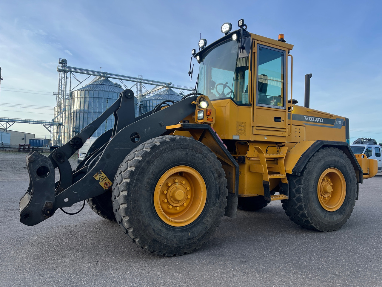 Volvo L70C - Wheel loader: picture 1 Volvo L70C - Wheel loader: picture 1
