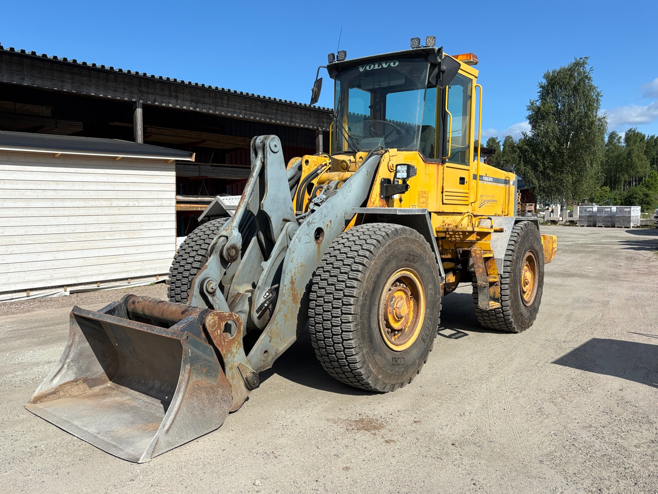 Volvo L90C - Wheel loader: picture 1 Volvo L90C - Wheel loader: picture 1