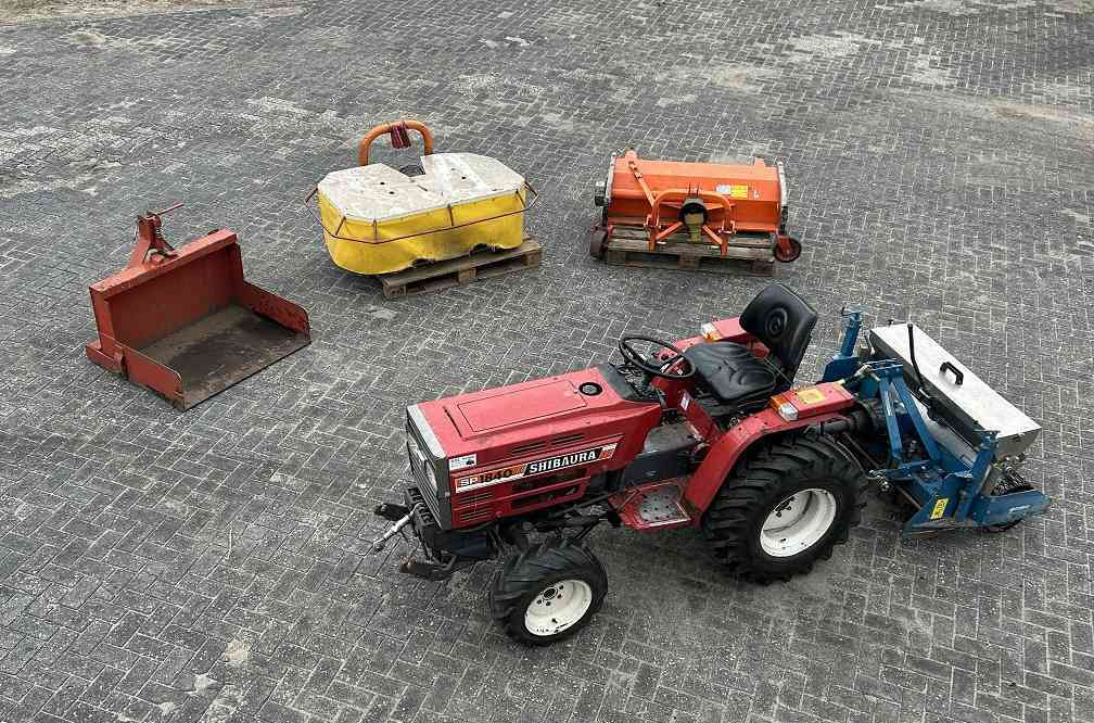 Shibaura sp 1840 - Farm tractor: picture 1 Shibaura sp 1840 - Farm tractor: picture 1