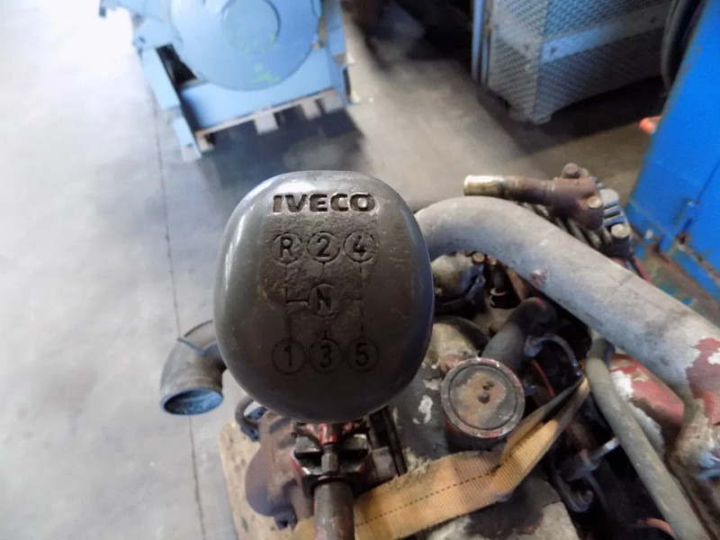 Iveco Iveco 8061 motor met transmissie motor goed. en diverseonderdelen - Engine for Truck: picture 4 Iveco Iveco 8061 motor met transmissie motor goed. en diverseonderdelen - Engine for Truck: picture 4