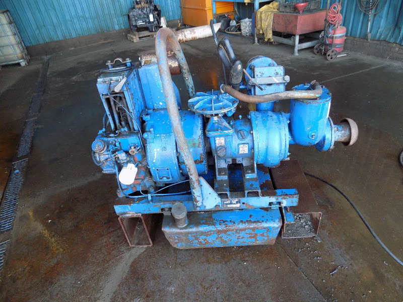 Selwood - Water pump: picture 1 Selwood - Water pump: picture 1