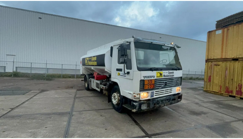 Volvo FL 7 Volvo FL7 285 Fuel tanker 4x2 - Tank truck: picture 1 Volvo FL 7 Volvo FL7 285 Fuel tanker 4x2 - Tank truck: picture 1