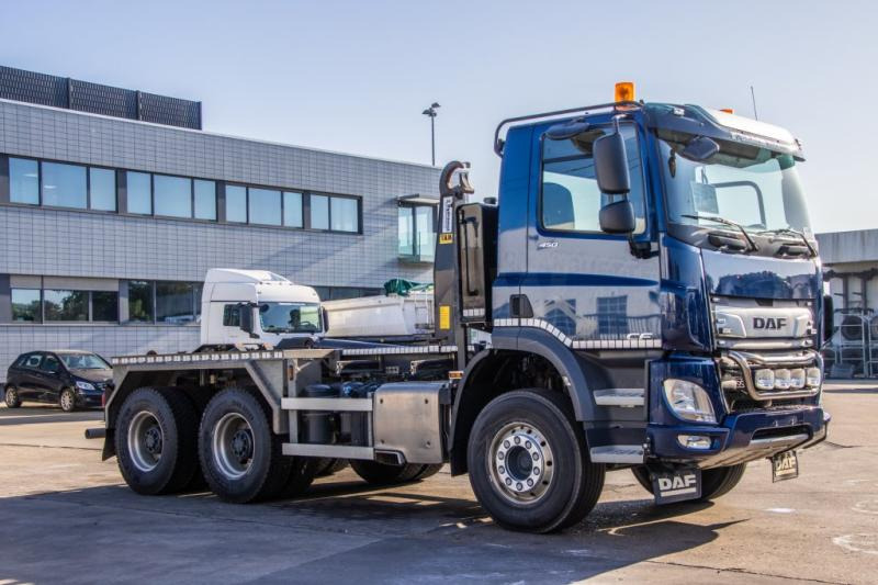 DAF CF 450+E6+INTARDER - Hook lift truck: picture 5 DAF CF 450+E6+INTARDER - Hook lift truck: picture 5