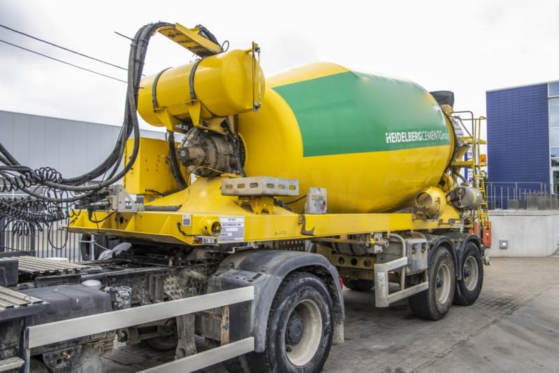 DE BUF MIXER/MALAXEUR/MISCHER-10M3 (gestuurd/gelenkt/dir./steering) - Concrete mixer semi-trailer: picture 1 DE BUF MIXER/MALAXEUR/MISCHER-10M3 (gestuurd/gelenkt/dir./steering) - Concrete mixer semi-trailer: picture 1