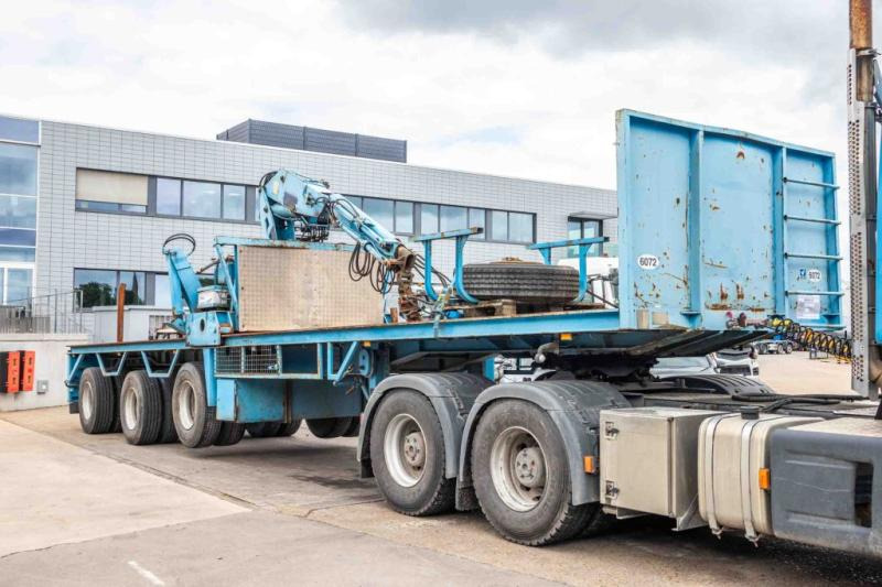 Kennis KRAAN/CRANE/GRUE/KRAN - KENNIS 14 TON/M - Dropside/ Flatbed semi-trailer: picture 4 Kennis KRAAN/CRANE/GRUE/KRAN - KENNIS 14 TON/M - Dropside/ Flatbed semi-trailer: picture 4