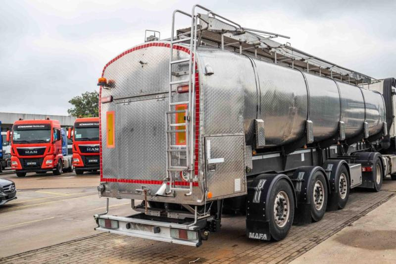 MAFA SAL 40.24/95e-INOX 29.000 L (no pump) - Tank semi-trailer: picture 3 MAFA SAL 40.24/95e-INOX 29.000 L (no pump) - Tank semi-trailer: picture 3