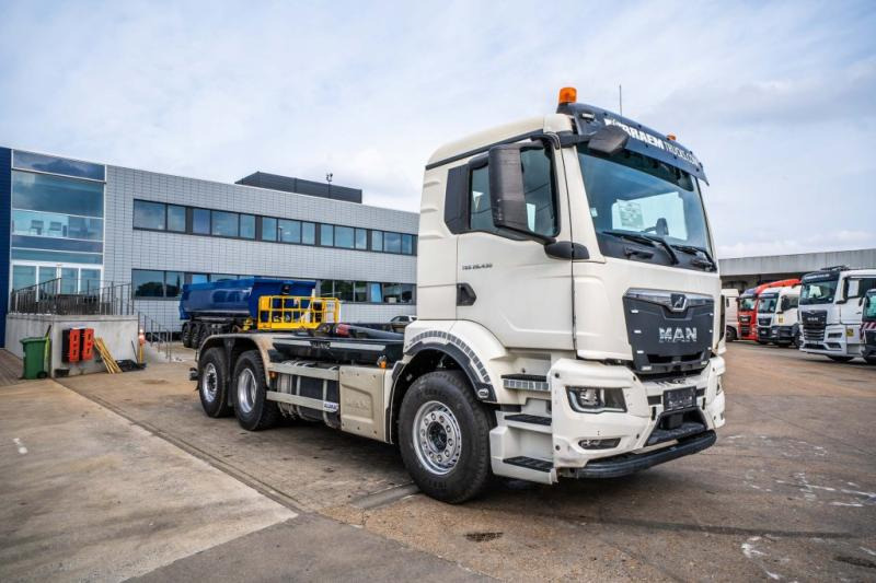 MAN TGS 26.430 6x2-4 BL - Hook lift truck: picture 2 MAN TGS 26.430 6x2-4 BL - Hook lift truck: picture 2