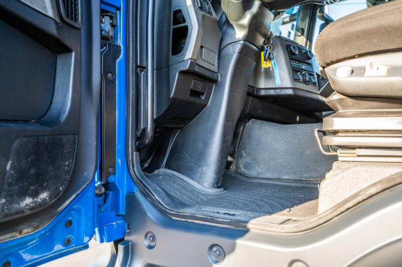 Tipper MAN TGS 33.400 BB-6x6: picture 7