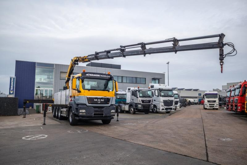 MAN TGS 35.440 BL - PK 42002-SH/6xhydr. - Dropside/ Flatbed truck, Crane truck: picture 2 MAN TGS 35.440 BL - PK 42002-SH/6xhydr. - Dropside/ Flatbed truck, Crane truck: picture 2