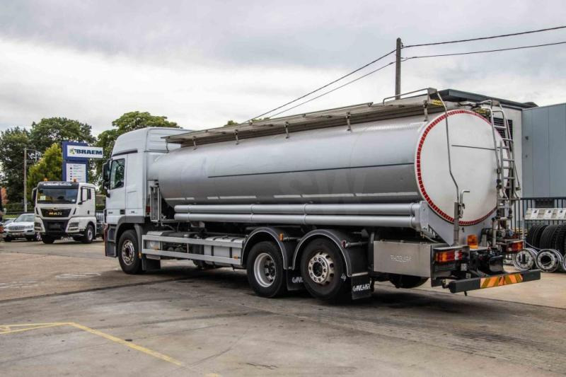 Mercedes ACTROS 2544-MP3+MAGYAR INOX18.200L+17.700L/2X6COMP - Tank truck: picture 5 Mercedes ACTROS 2544-MP3+MAGYAR INOX18.200L+17.700L/2X6COMP - Tank truck: picture 5