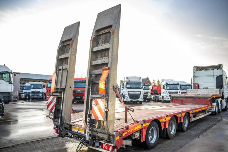 Faymonville MAXTRAILER- F-S43-1AAF- 49500 KG - Semi-trailer: picture 3 Faymonville MAXTRAILER- F-S43-1AAF- 49500 KG - Semi-trailer: picture 3