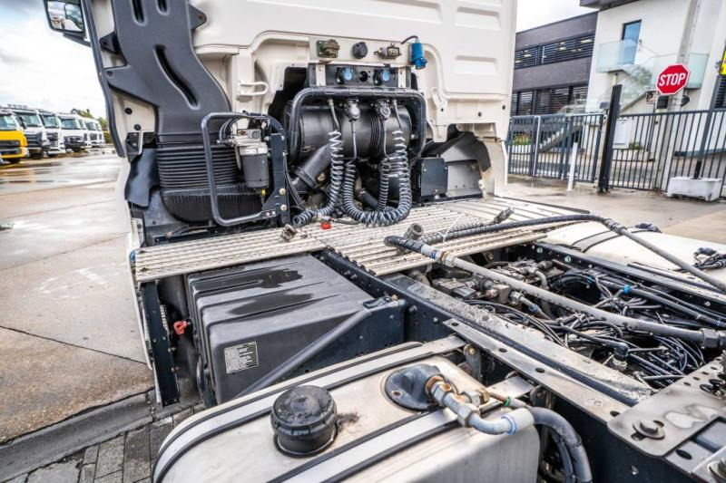 Tractor unit MAN TGX 18.470 XLX BLS+HYDR.: picture 8
