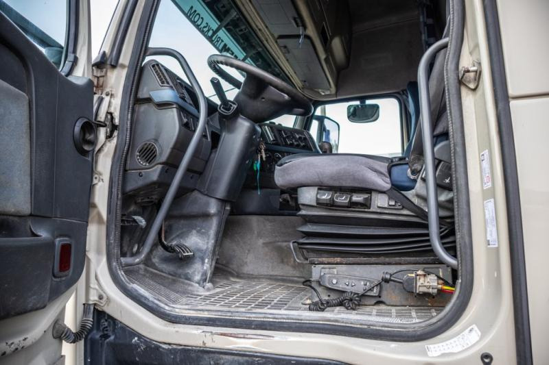 Tractor unit Volvo FH 400-E5+HYDR.: picture 7 Tractor unit Volvo FH 400-E5+HYDR.: picture 7