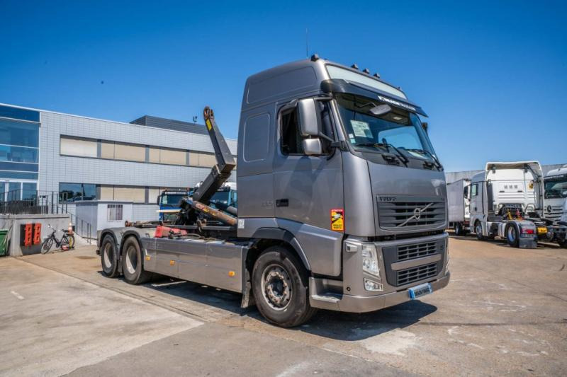 Volvo FH 480 - PALFINGER - Hook lift truck: picture 3 Volvo FH 480 - PALFINGER - Hook lift truck: picture 3