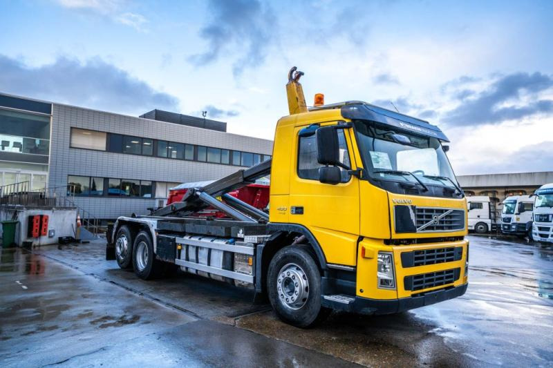 Volvo FM400-6x2-E5 + VDL 20 T. - Hook lift truck: picture 2 Volvo FM400-6x2-E5 + VDL 20 T. - Hook lift truck: picture 2