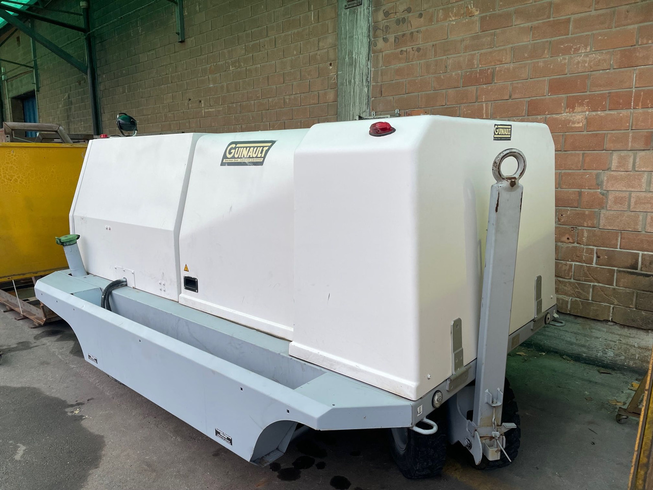 Ground power unit GUINAULT GA 100: picture 8