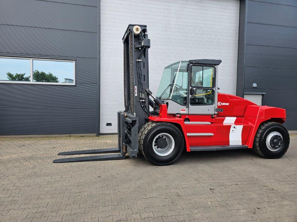Kalmar DCE120-12 - Diesel forklift: picture 1 Kalmar DCE120-12 - Diesel forklift: picture 1